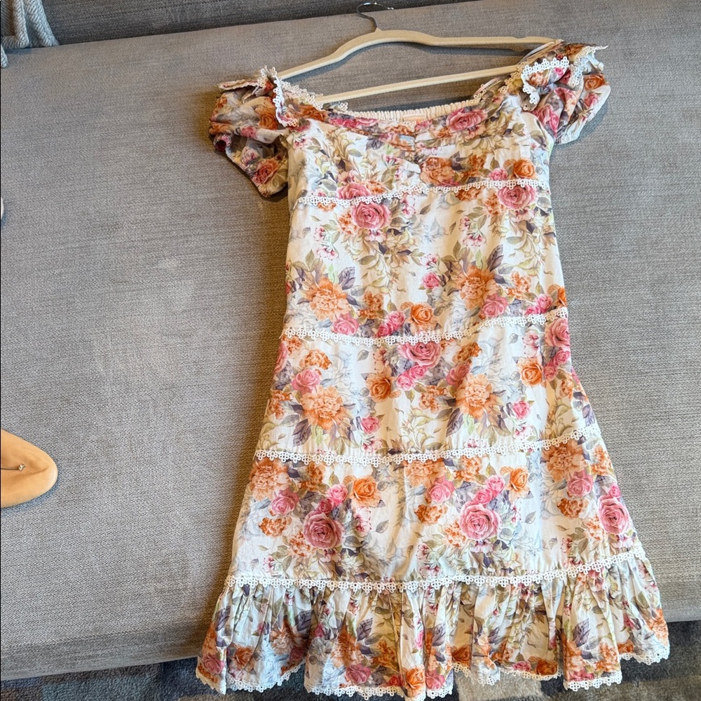 Elegant Floral Kids Dress with Lace Accents